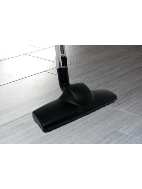 Brosse microfibre lustrante sur carrelage
